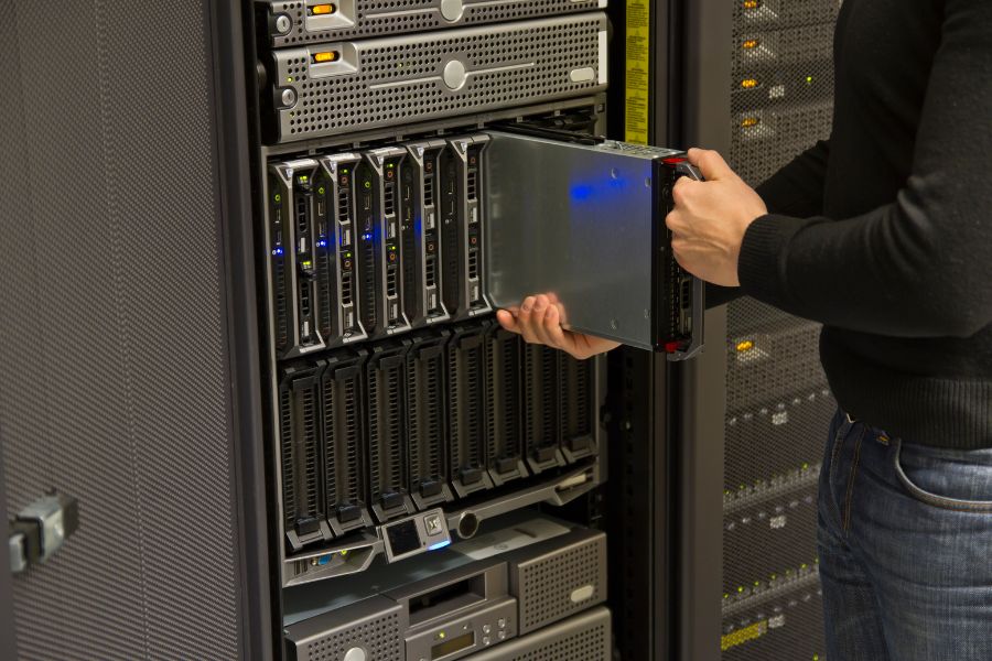 Cài đặt máy chủ server