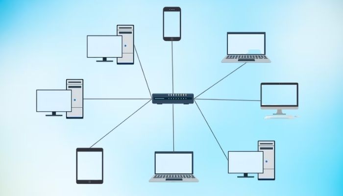 Switch kết nối nhiều thiết bị và chuyển dữ liệu đến đúng cổng đích
